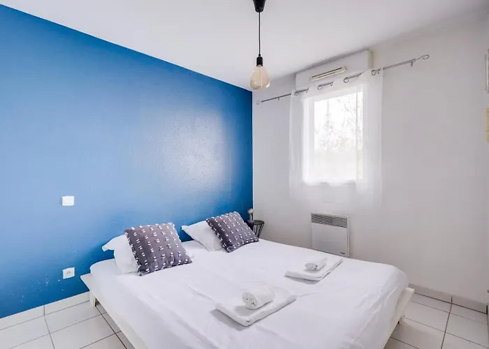 Bastide With Parking דירה בורדו